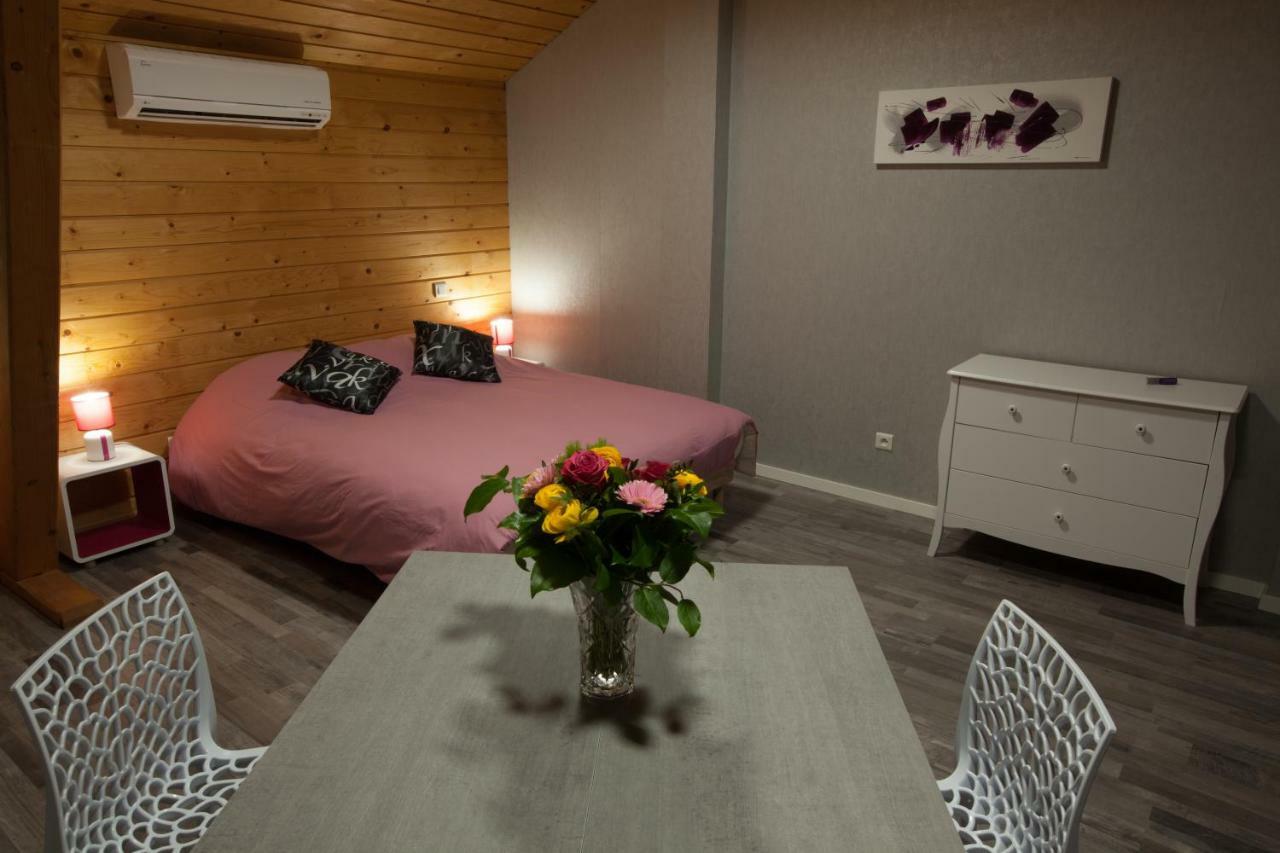 Chambres D'Hotes Les Houes La Grande Fosse Exterior foto